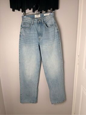Cotton On Loose Straight Jean High Rise Women’s Size 4 Light Blue